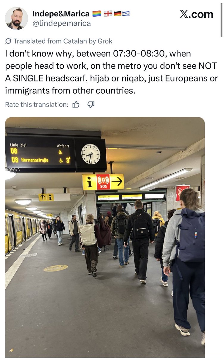 AndrewMLdev's tweet photo. Чел удивляется, что в утренний час пик вокруг спешат и суетятся только белые люди и нет замоташек! 
Вот так загадка 😏 https://t.co/4NwXWpUvHH