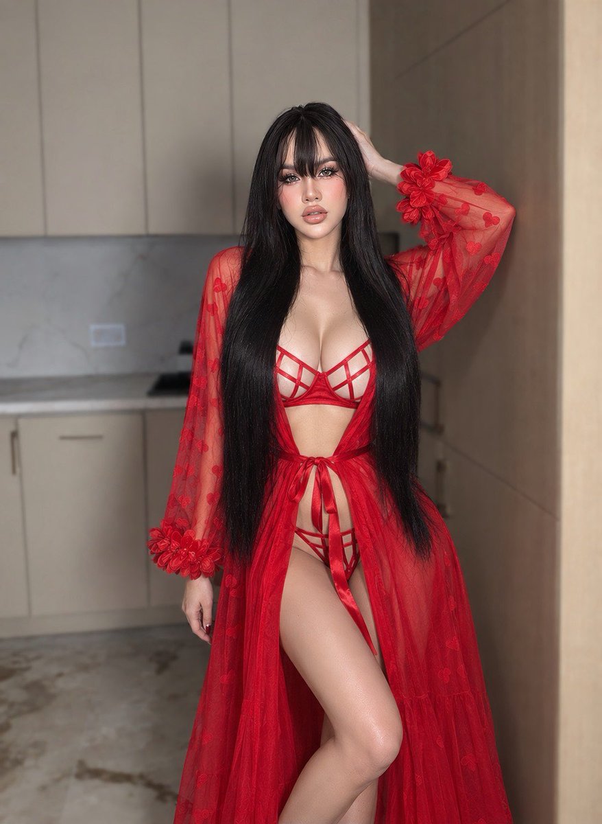 cheuvay's tweet photo. #jeddah_ladyboy
#ladyboy_jeddah
#ladyboy_both_in_jeddah https://t.co/HaK66J2UKj