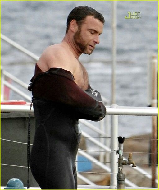 marvel24926's tweet photo. Exposed-chest Liev Schreiber strips down wetsuit after surf session. https://t.co/fsPhFhFMMf