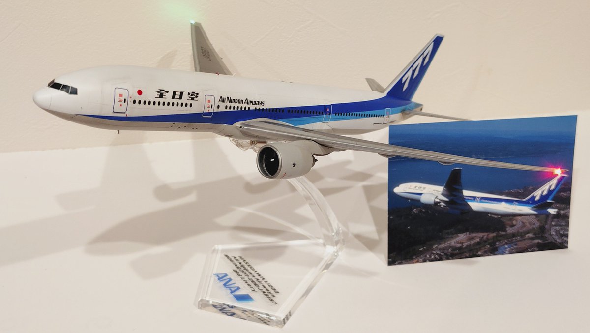 esesugita's tweet photo. 完成！
ハセガワ 1/200
BOEING777-200
ANA JA8197
あずまさんの電飾キットを使用して光らせよう計画初号機です！
初めてで失敗もありましたがカタチにできて良かったです!
アルファーさんのディテールデカールも使ってカッコよく仕上がりました✨
コックピットウィンドウは自作しました
#旅客機プラモ https://t.co/SPq9cGYRZG