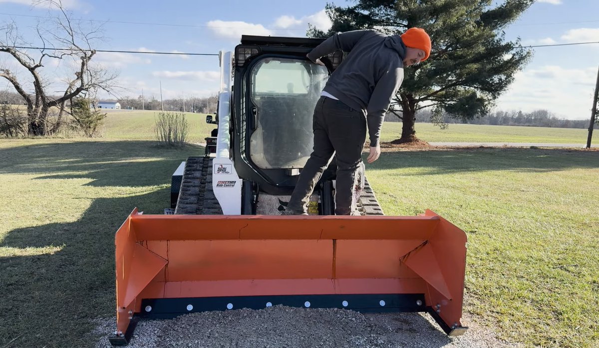 brushworksco's tweet photo. Bobcat CTL with snow pusher, staged and ready.
Land work gear in Ohio with Brushworks.
Message us for a quote. #landclearing https://t.co/885BrMqEN5