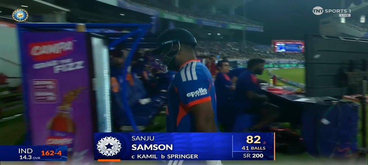 lKAOBOYSll's tweet photo. 82 (41) 💥 Sanju Samson reminded everyone why he’s special.

Explosive, fearless, and so elegant.

Missed a hundred, but this innings was pure fire 🔥

#SanjuSamson #INDvsWI https://t.co/ZnReaMX448
