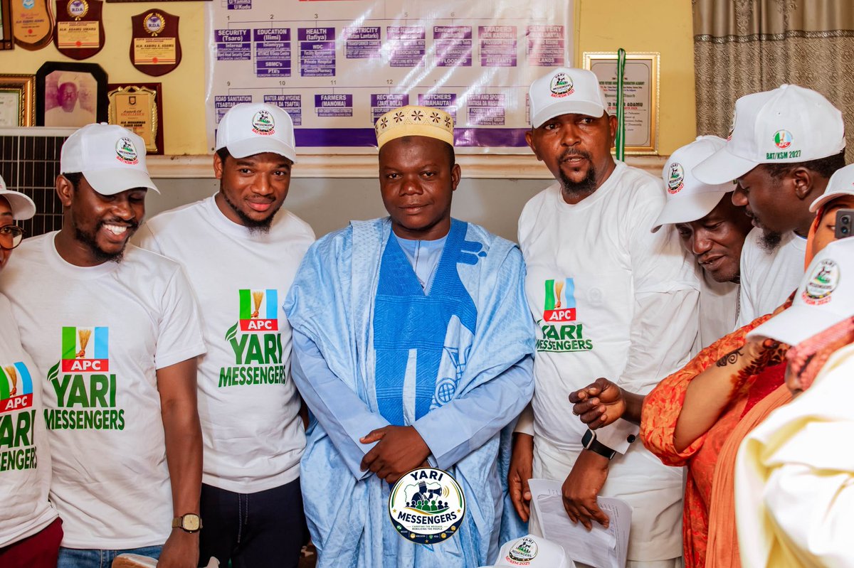 Yarimessengers's tweet photo. Taking the Message to the People! 🇳🇬

As part of the “Taking the Message to the People” grassroots engagement, the National Leadership of Yari Messengers paid a courtesy and consultation visit to the Village Head of Rafin Guza, Kaduna North, Kaduna State. https://t.co/WBVDhQKHKx