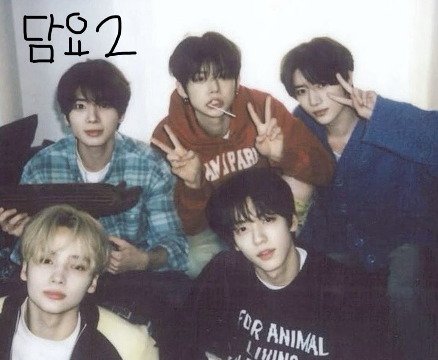 TXT_MOa033's tweet photo. <𝐒𝐓𝐄𝐀𝐋 𝐓𝐇𝐄 𝐖𝐈𝐍𝐃>

★ 랜덤 뽑기

★일시: 11월 15일(막콘)

★ 물품: 1등:담요 2등:인형 3등:아크릴 클립 4등:키링

★ 수량: 담요:2개 인형:5개 클립:10개 키링:35개

★ 인증: RT+❤️

★장소 및 착장: 당일 공지

중콘때도 소량 나눔 가능합니다!!

맞나눔 우대 멘이나 DM해주세요! https://t.co/9Tlkzukk9d