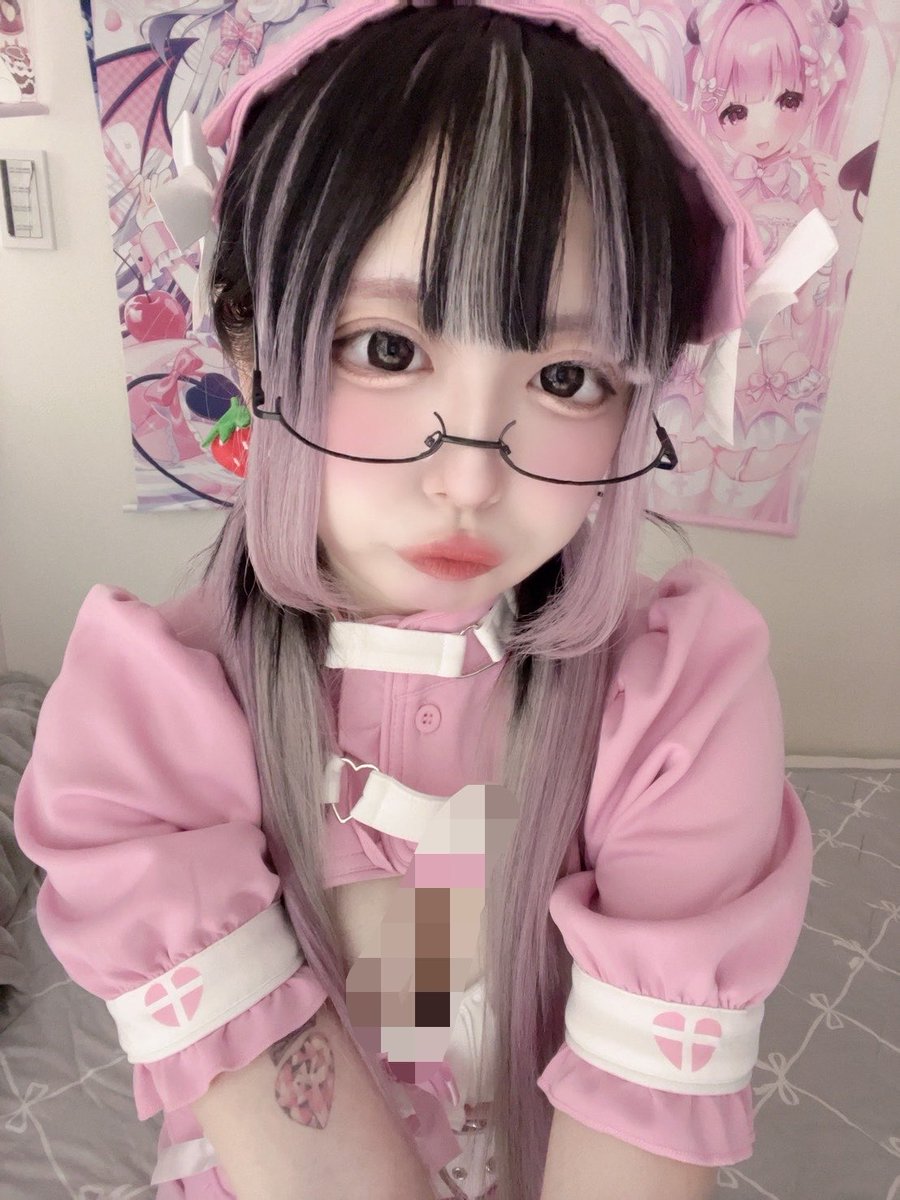 kurosaki_nene's tweet photo. お薬出しておきますね💊 https://t.co/JKJ1Q5Etxp
