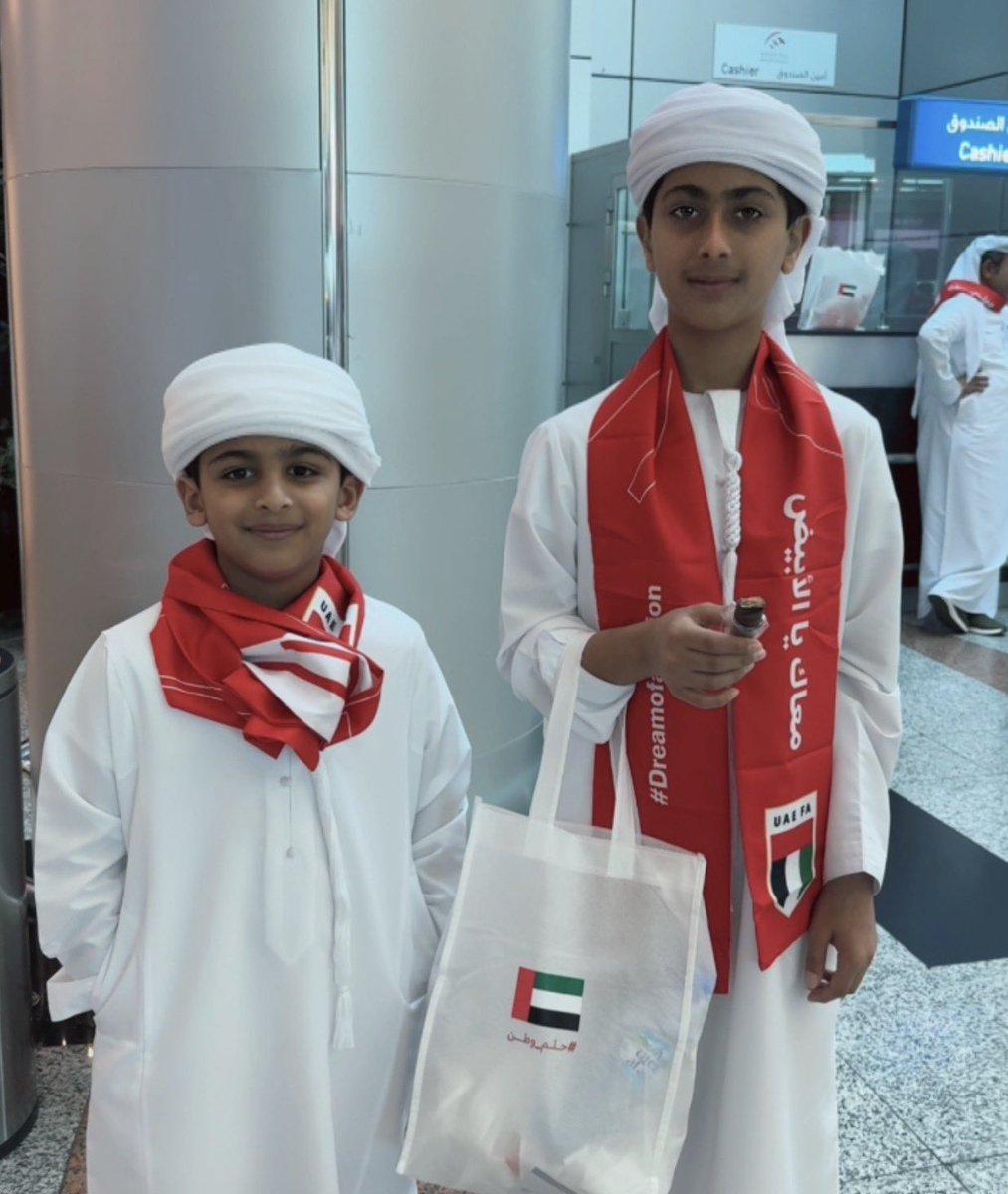 bodiabb_'s tweet photo. المزيون حبيب الشعب الإماراتي 🤍🇦🇪. 

#كلنا_نحبك_يا_علي_المندوس https://t.co/eVLCnzBwAx