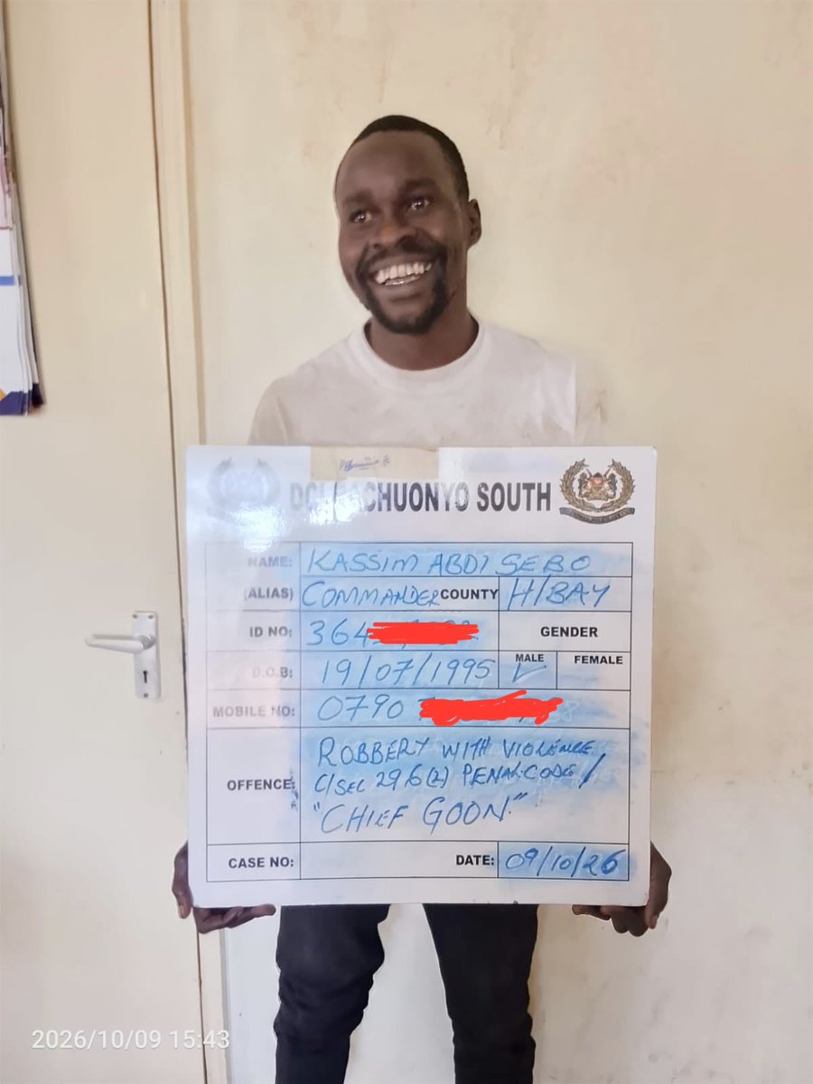 C_NyaKundiH's tweet photo. Kassim Abdi Sebo, alias Commander, arrested in Homa Bay over alleged goon mobilisation, is facing a robbery with violence charge under Section 296(2) of the Penal Code. Police have also identified him as “Chief Goon.” https://t.co/WsNZssgBtZ