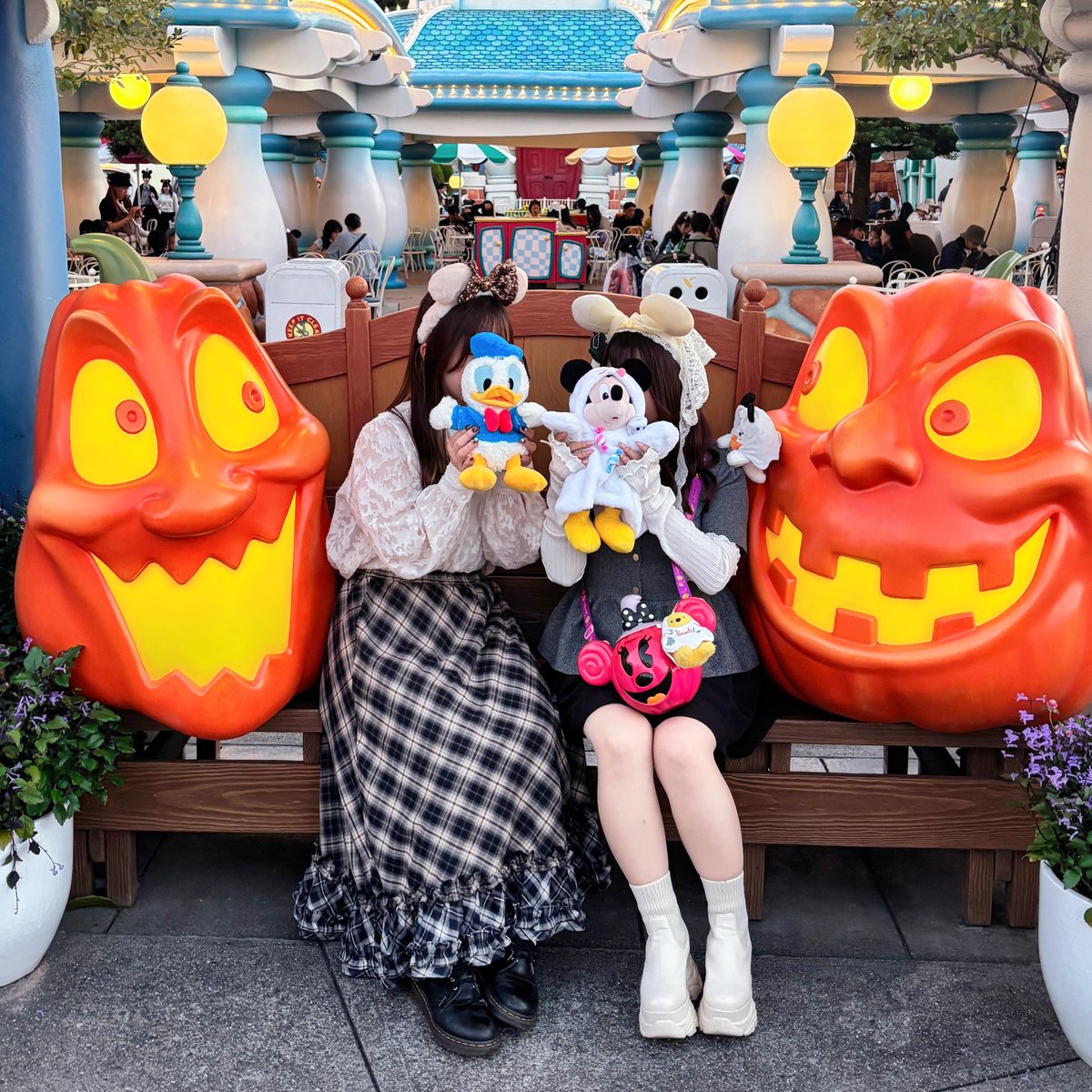 _oyu_maru_'s tweet photo. ドナ･タディとジャック･マリィ💚🧡
さやたんとDハロ楽しかった🎃🦇🕸 https://t.co/whaynSarQY