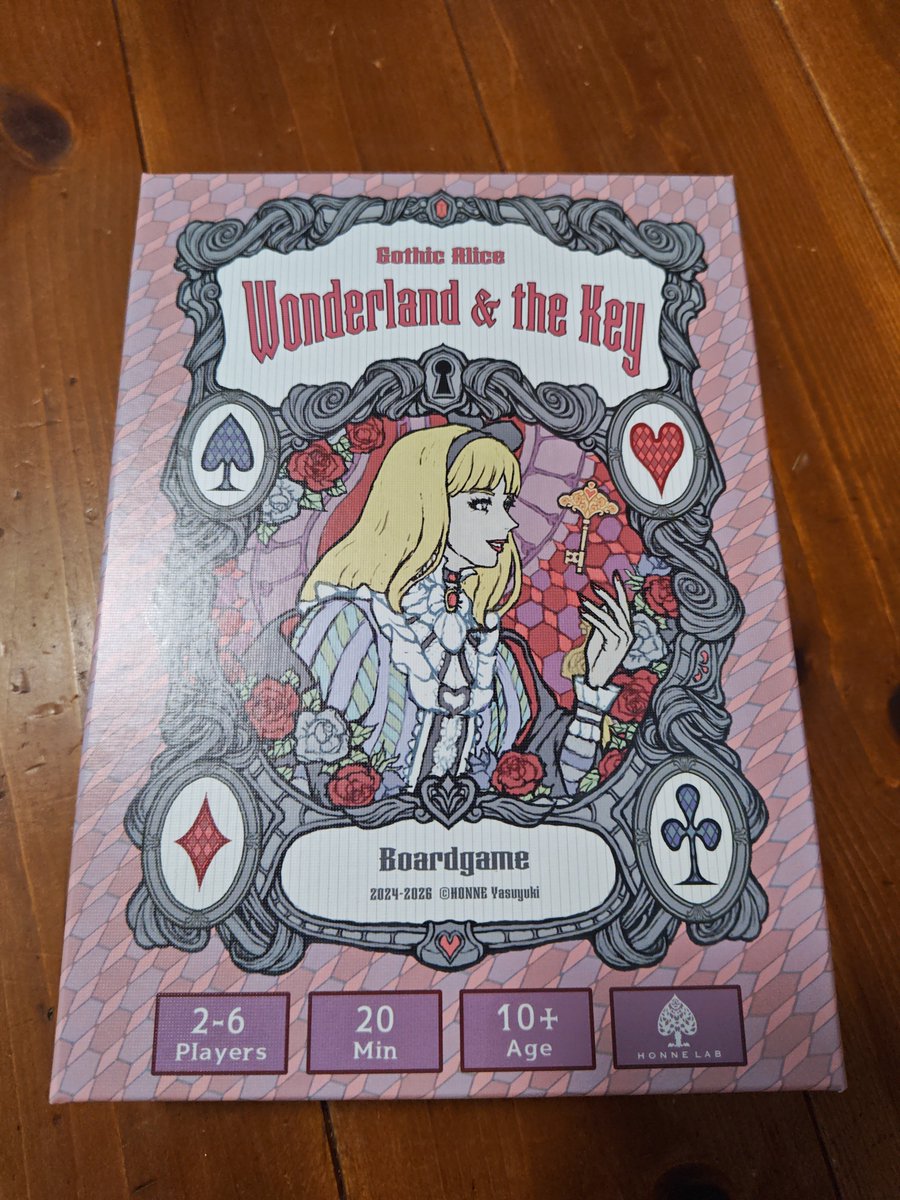 ishikuma's tweet photo. ホンネラボさんの
「Wonderland &amp; the Key」が昨日届きました。
ゲムマ秋は都合により行けなくなったので、通販はとても有難かったです。子供たちも気に入って何度もプレイをせがんできて大変です。
https://t.co/60huS0JqEN https://t.co/rxg59qMnJZ