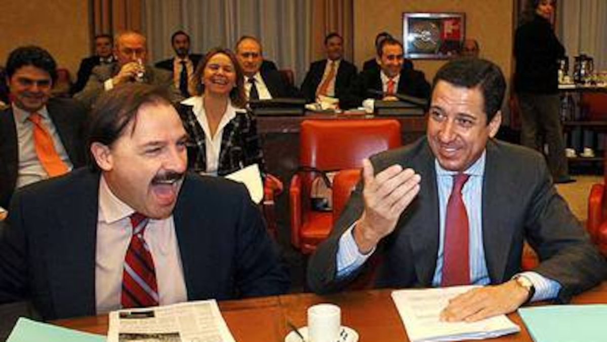MjosePintor's tweet photo. Fue el 15 de diciembre de 2004 en el Congreso de los diputados cuando conocí la verdadera cara del PP. Sus risas ante una destrozada Pilar Manjón que había perdido a su hijo en el #11M.

Y con #MaricarmenAbascal vemos de nuevo la crueldad del PP 😡 https://t.co/8QD4jaq0Z0