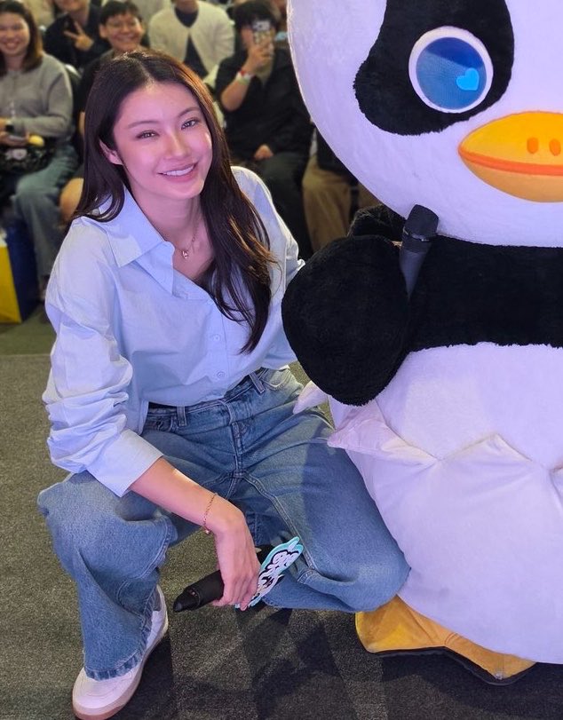 pakjanee's tweet photo. อยากพูดว่ะ https://t.co/mcBUYRPhOh