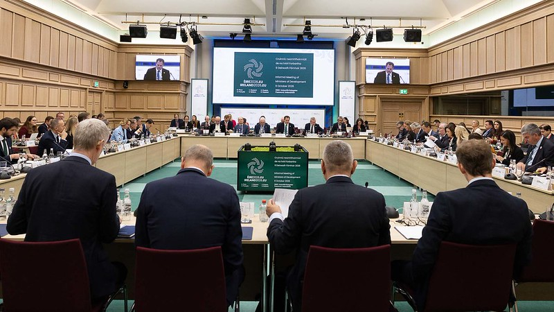 Irish_Aid's tweet photo. Today @Ireland2026eu, Minister @nealerichmond convened an informal Foreign Affairs Council (FAC) meeting of EU Ministers for Development .

Over the course of the day, Minister Richmond chaired discussions on the Future of Development Cooperation and Humanitarian Challenges. https://t.co/ODDQjfDTaC