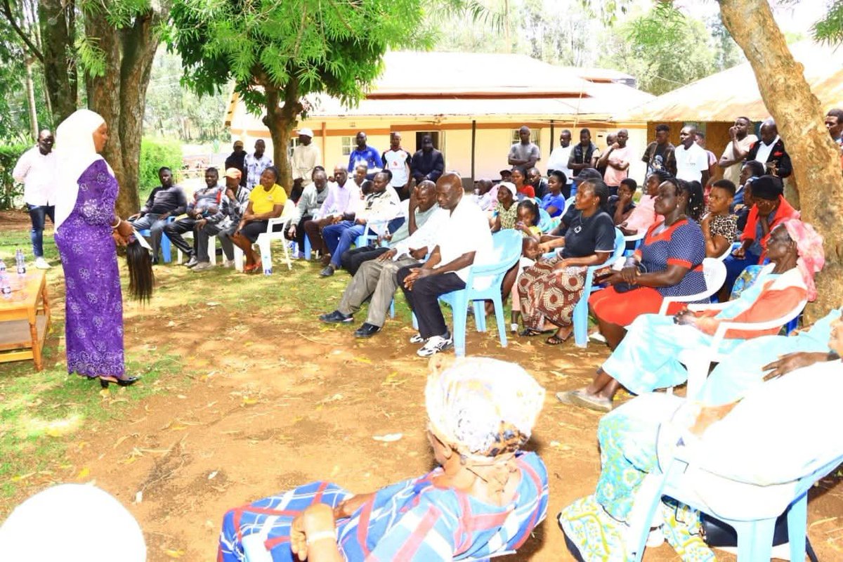 fullnetwork044's tweet photo. I made my way to the Nyamome residence of the Ngao family to personally express my most sincere and heartfelt condolences in the wake of the recent passing of the late Jack Otieno Rasto. During this incredibly difficult period of mourning, I want to assure the family that I stand firmly by their side, and I am praying that God provides them with the necessary strength, comfort, and fortitude to help them navigate through this profoundly painful loss.

May his soul find eternal rest in peace.
