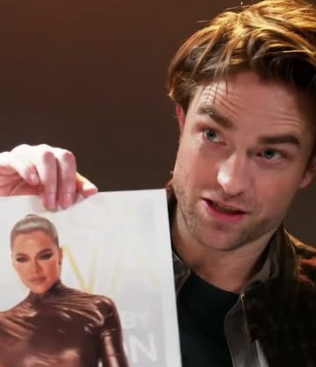 99Starrpop's tweet photo. Khloé is my favorite Kardashian and "Kourtney is more annoying than ever. She drives me nuts."

-- Jennifer Lawrence in a interview with Robert Pattinson https://t.co/JQmLUrWOWz