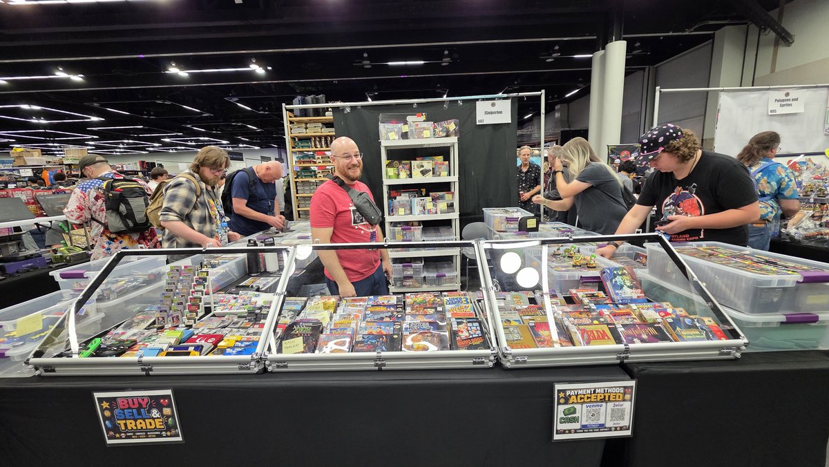 KleanPlays's tweet photo. Day 1 at the Portland Retro Gaming Expo with @JSniperton! https://t.co/syc3Ld8W6o