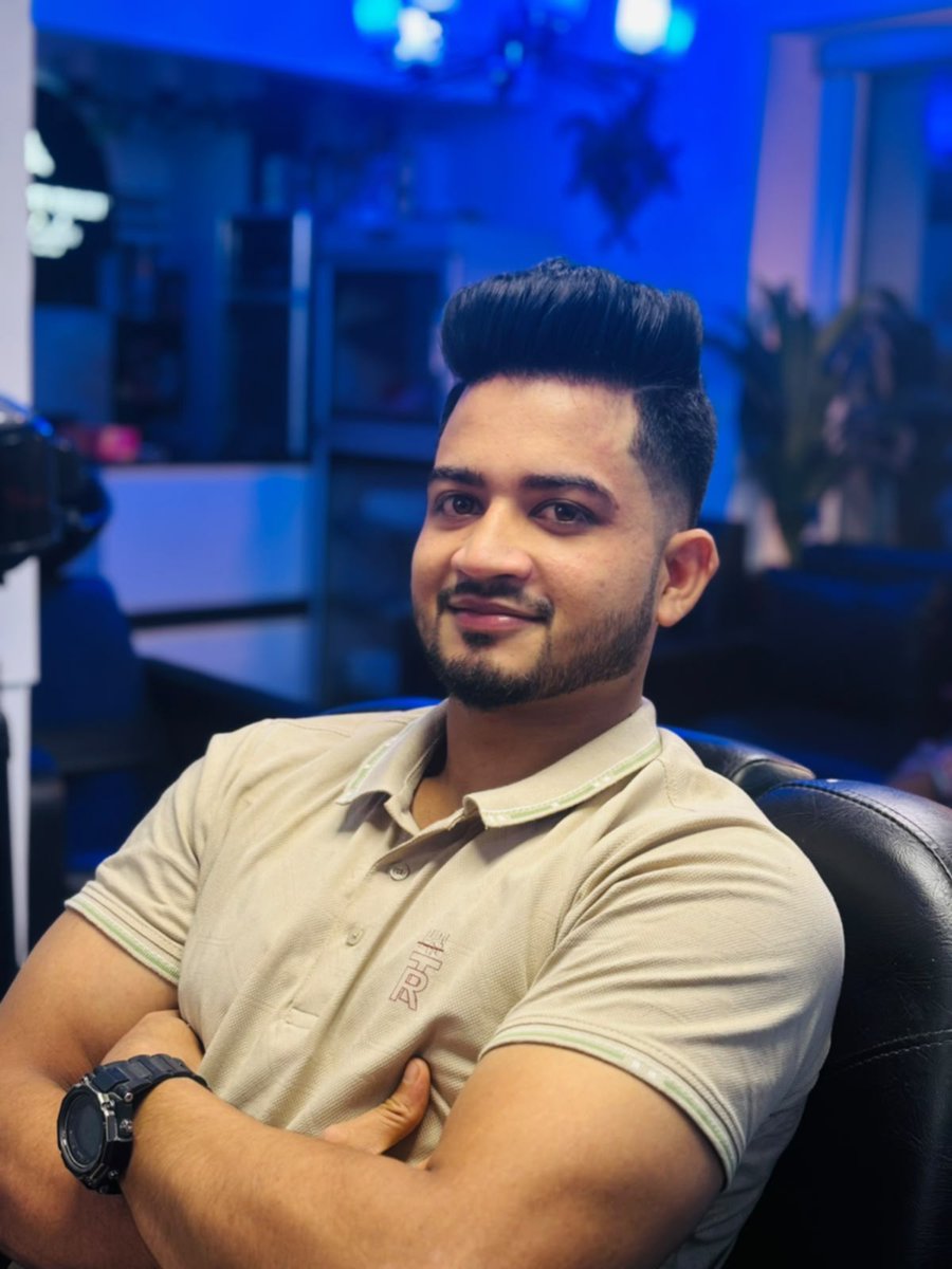 Hasibul63498909's tweet photo. ✅ I may not be flawless, but I am special.🥀✌️

#fypシ
#foryouシ
#foryoupageシ
#newhaircut
#haircut
#vairalpost
#staysafe
#behappy
#bepositive
#bestrong
#beconfident
#HasibulHossain https://t.co/mZs6IEW0Hn