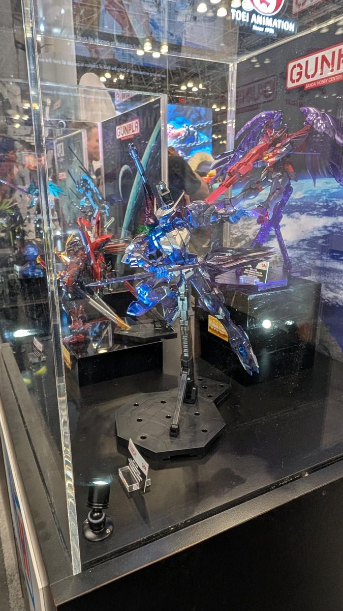 BandaiHobbyUS's tweet photo. Pick up MG 1/100 GUNDAM BARBATOS [CROSS CONTRAST COLORS / POLARIZED INJECTION] at NYCC!

Booth 2619

#nycc2026 #gunpla https://t.co/R5GrNy5u13