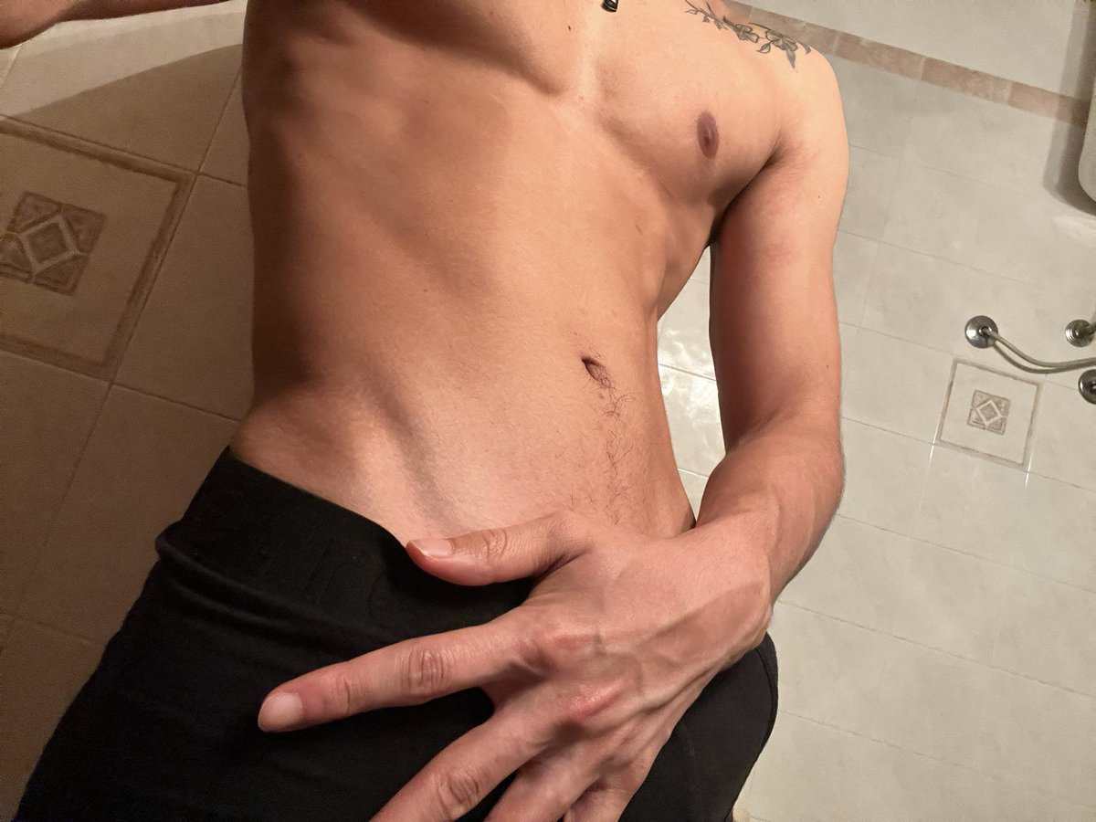 userlock12's tweet photo. Wataaaa 
#heterosengañados #hetero #vzla #CiudadOjeda https://t.co/PtMnj2ulWn