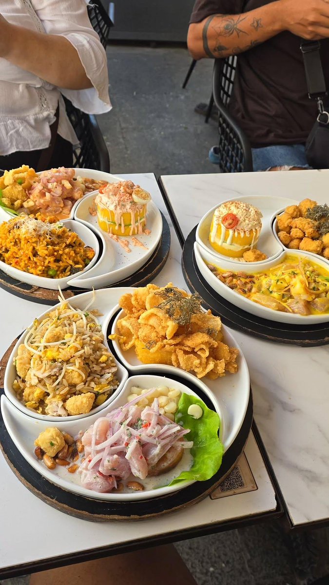 letters4nam's tweet photo. TE AMO PERU TU COMIDA ES LA MEJOR https://t.co/JiT7OqaYAu