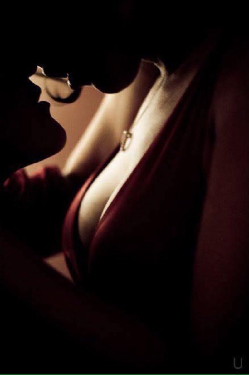 livezformusic's tweet photo. Lovers
locked in time
their twilight gaze
tinted with
whispers
of scarlet #sin
lips
softly touch lips
just a breath...
from falling
over pleasures edge
#vss365 https://t.co/g7TwQngock