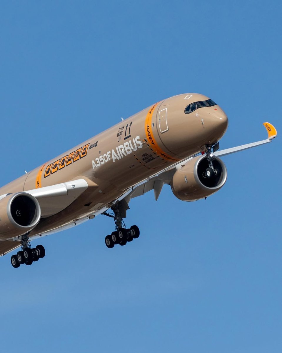 A350Blog's tweet photo. US cargo airline @KalittaAir is reportedly -@ReutersAero- the mystery customer behind the order for 8 #A350F freighters that was made in August. https://t.co/8zdn56l86n