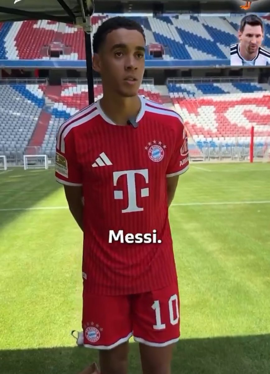 M10GOAT's tweet photo. ماهو الغلاف الذي كنت تضعه في غرفتك❓

موسيالا: "غلاف لميسي." https://t.co/aOjst0wWE1