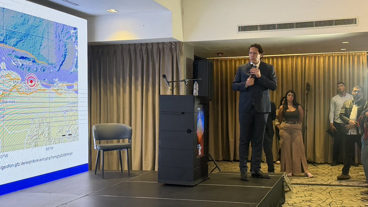 felipecontodo's tweet photo. Participación especial: 
Francisco Garcés

Ministro de transporte y encargado de la Comisión Presidencial para la Evaluación de
Habitabilidad de Infraestructura.

82 Asamblea Anual de @fedecamaras 
@FedeRadioVe https://t.co/So1w0Dad3B