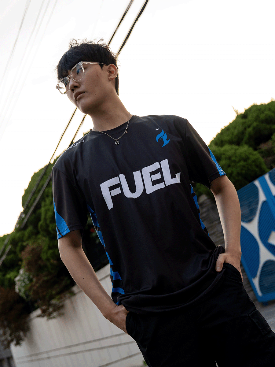 DallasFuel's tweet photo. Happy birthday to the GOAT holding down our frontline, @Kellan_OW 🎂 https://t.co/dsSnVxKtO3