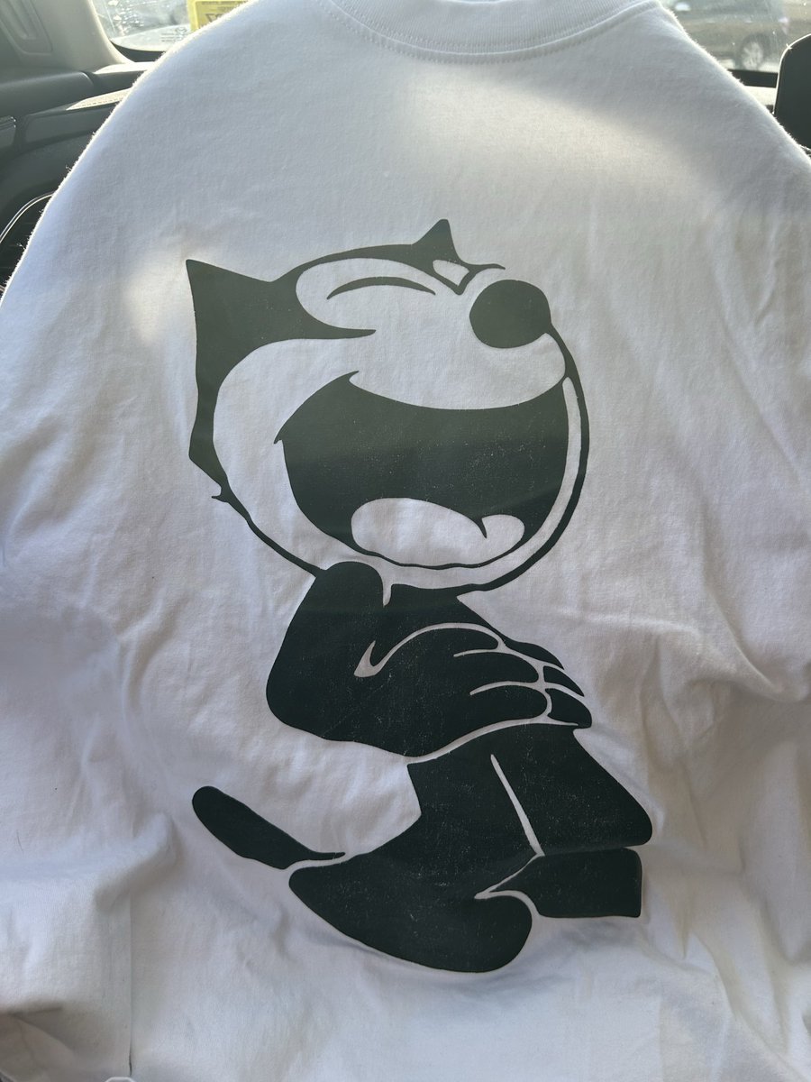 Gruossome's tweet photo. Today’s thrift haul 

$13 total https://t.co/5PEVYQkaNY