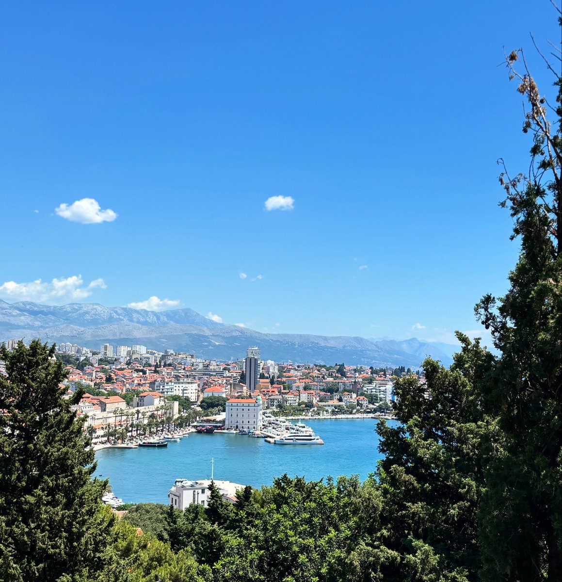 blakbetty's tweet photo. Harbour views, deep blue water, and yachts soaking up the Adriatic sunshine. https://t.co/pxuniebnOH