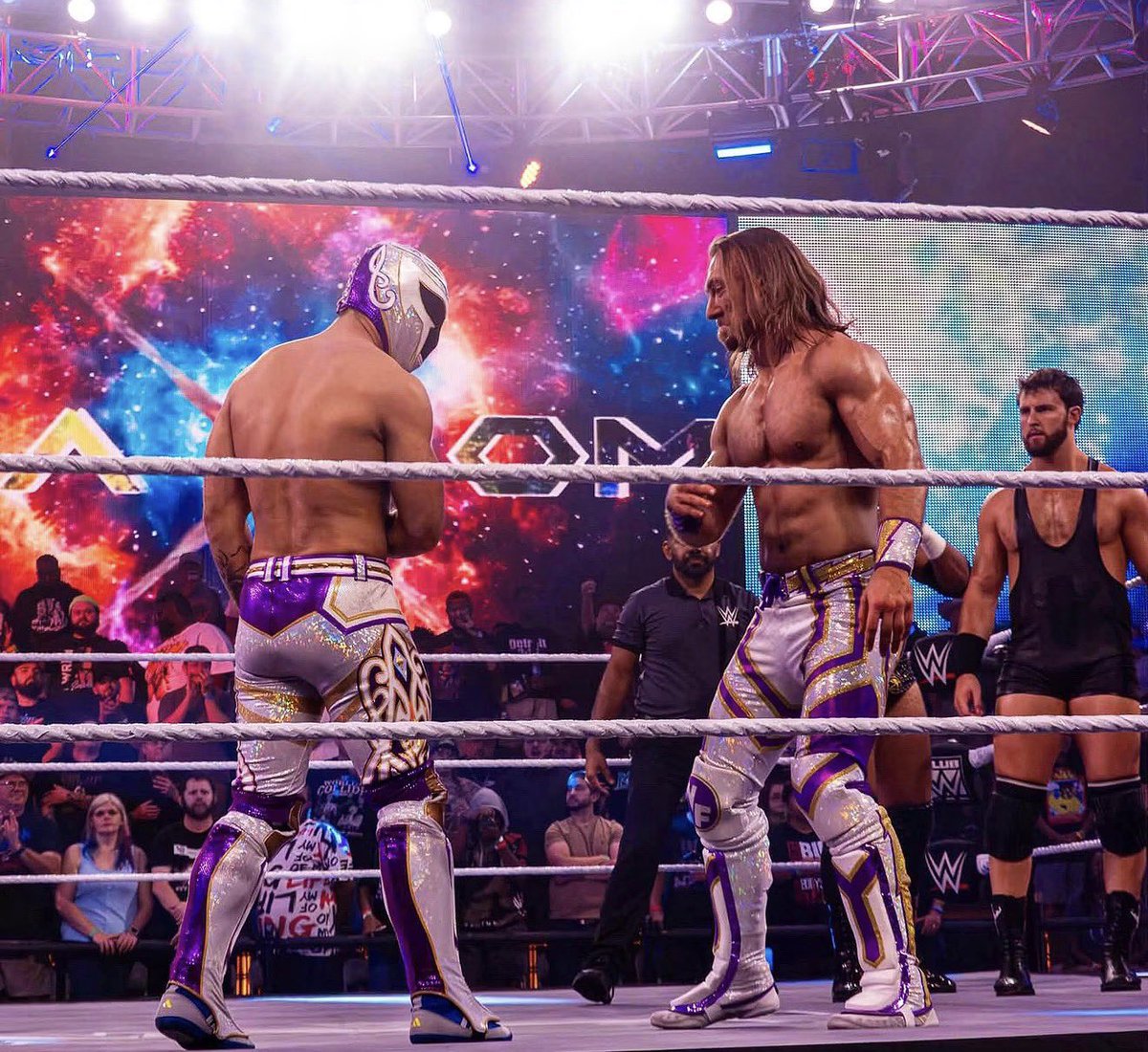 talalmalki__'s tweet photo. @WWENXT @TonyDangeloWWE @mylesborne_wwe @starb0ycharlie @NoamDar @Itsbbyromeo Best tag team @WWEFrazer @Axiom_WWE https://t.co/ATVgfqihzI