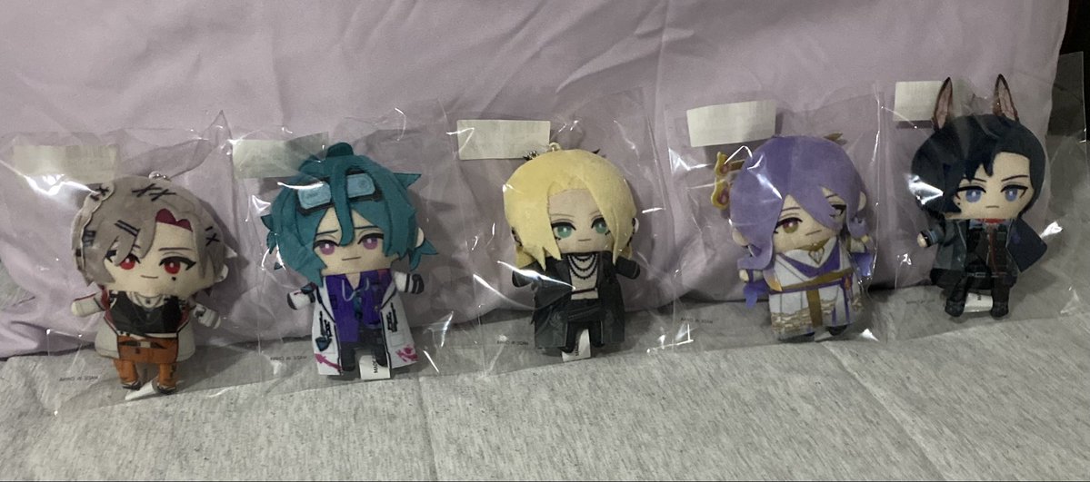 LizBeFr's tweet photo. Yippieee theyβre finally hereπ₯Ή
#ReviewMyLock #Dealborne #AshMERCHiel #Shikikatsu #Caellectibles https://t.co/SBZixLjgEk
