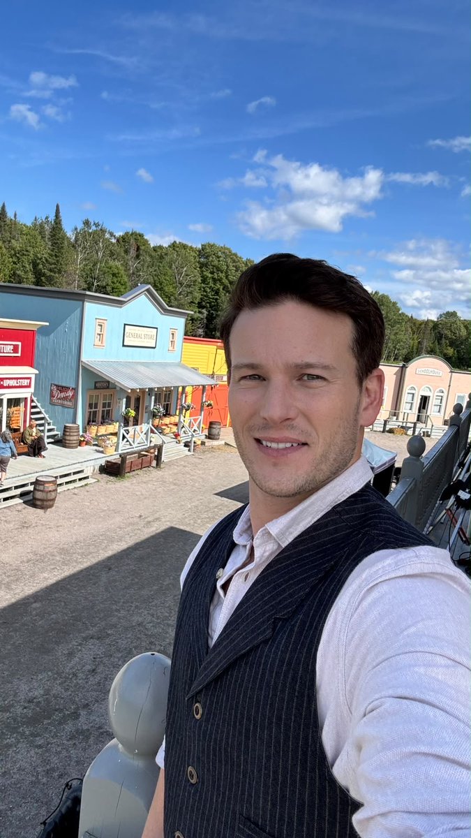 PureFlix's tweet photo. Your first look into Season 4 of 'When Hope Calls: Brookfield' filming now! 🎥

We can't wait to continue the story in 2027 on Great American Pure Flix, Great American Family, and GFam+! 🙌 https://t.co/LoPMDfxvnf
