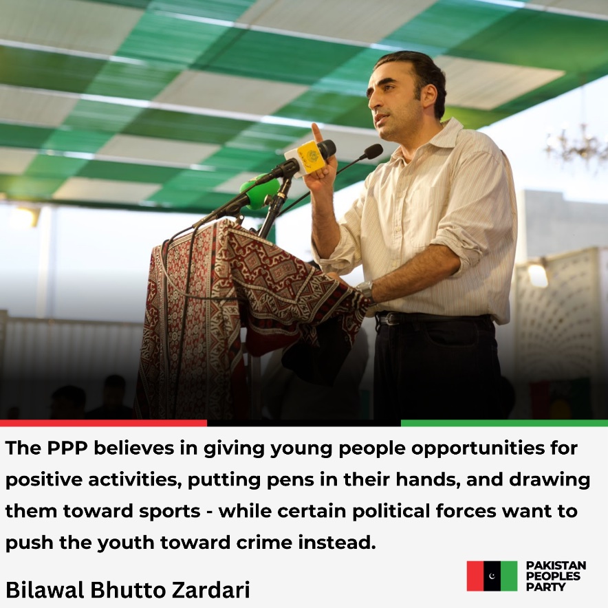 MediaCellPPP's tweet photo. Addressing the inauguration ceremony of newly built Sports Complex at Baldia Town in Karachi, Chairman PPP @BBhuttoZardari said that the PPP has always believed in positive politics and dialogue in the country, and wants to see the youth of Karachi holding pens in their hands, not weapons.

Read More: https://t.co/wraaQqHMw4