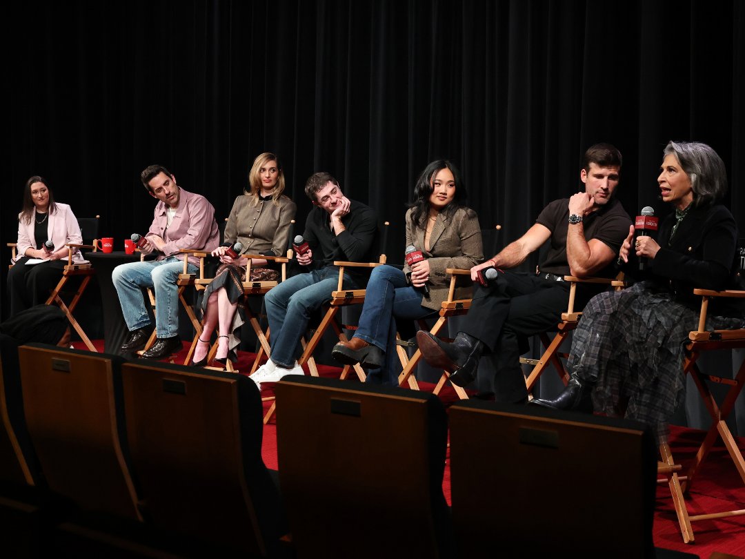 sagaftraFOUND's tweet photo. .@EdwardWeeks, @allegra_edwards, @LewisonJaren, Helen J. Shen, @Parker_Young and @Roseabdoo joined us for an advance screening of the first two episodes of CBS’s new comedy ‘Eternally Yours’ and a conversation. Moderated by @BreanneNYC of People: https://t.co/OprUIPCn6K https://t.co/V8grdtFvb1