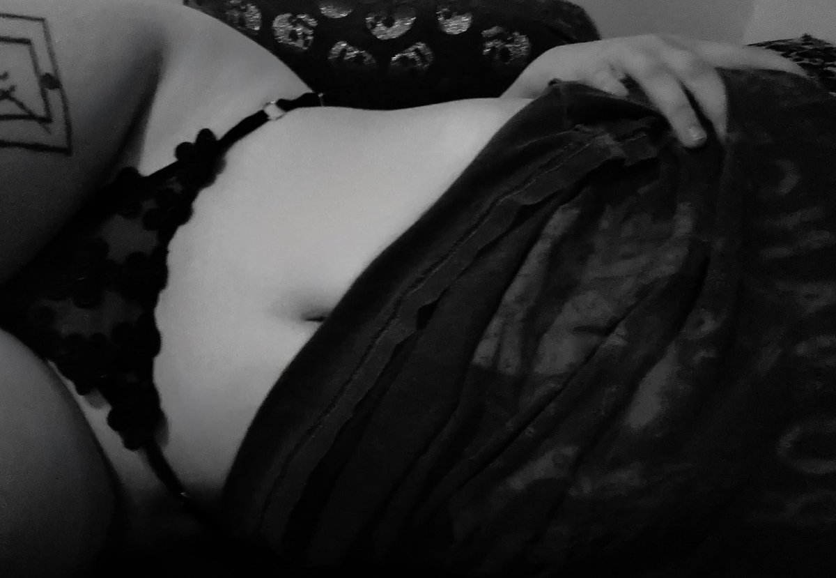 jxniebug22's tweet photo. good morning babes <3 https://t.co/jRoDu3136M
