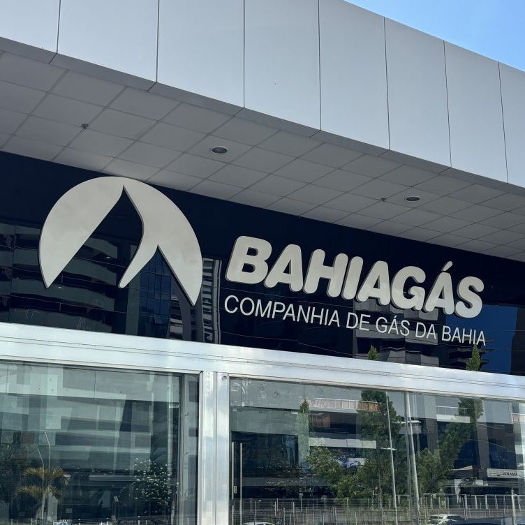 republiqueBRA's tweet photo. ✅ 💰 Governador da Bahia, Jerônimo Rodrigues AUTORIZA a venda de ações minoritárias da Bahiagás, ampliando a participação privada na estatal responsável pela distribuição de gás natural no estado. https://t.co/dirQouhQoy