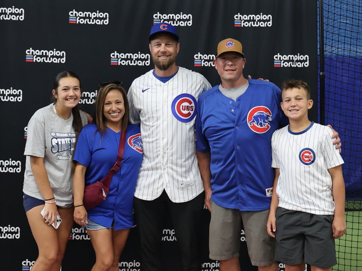 SBCubs's tweet photo. FEEDBACK FRIDAY: Who was your favorite special guest we invited to Four Winds Field this year? https://t.co/ONfbCWOpf1