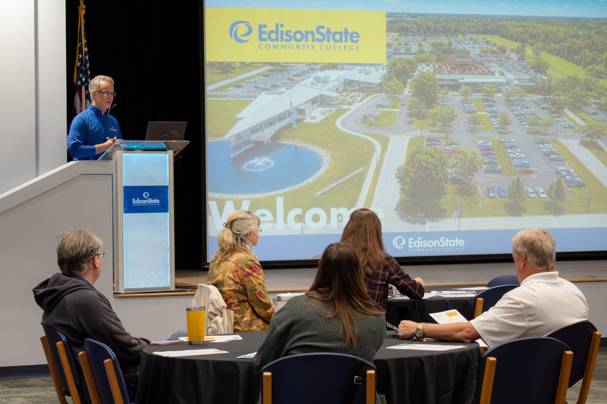 EdisonOhio's tweet photo. Thank you to all the business leaders and industry partners who joined us for our Funding Your Workforce event! The session explored funding opportunities through JobsOhio Technician Pathway and TechCred and shared how SOCHE can help organizations navigate the funding process. https://t.co/w8AoIZRVqu