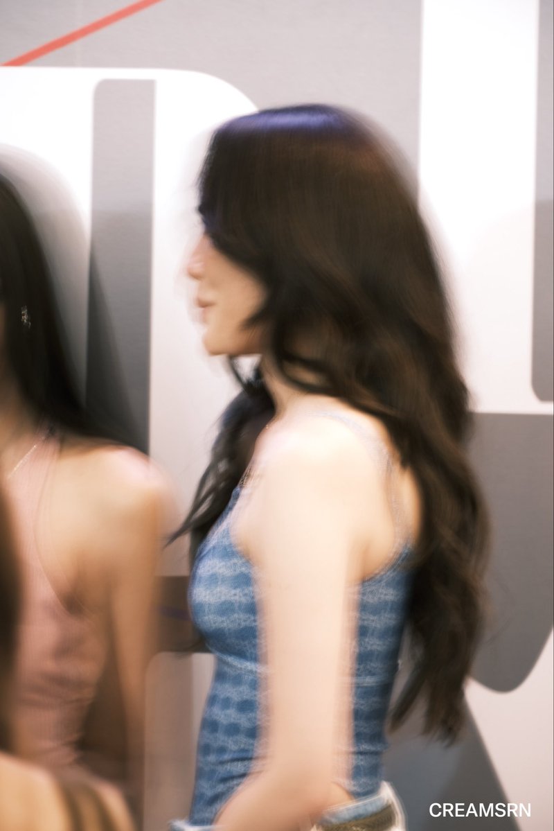 creamsrnn's tweet photo. นี่ๆฟีลที่ชาล็อตชอบ55555555
@itscharlotty 

CL AT SIAM PARAGON BIFW26
#BIFW2026MergeXCharlotte https://t.co/Tfg7Mshg6y