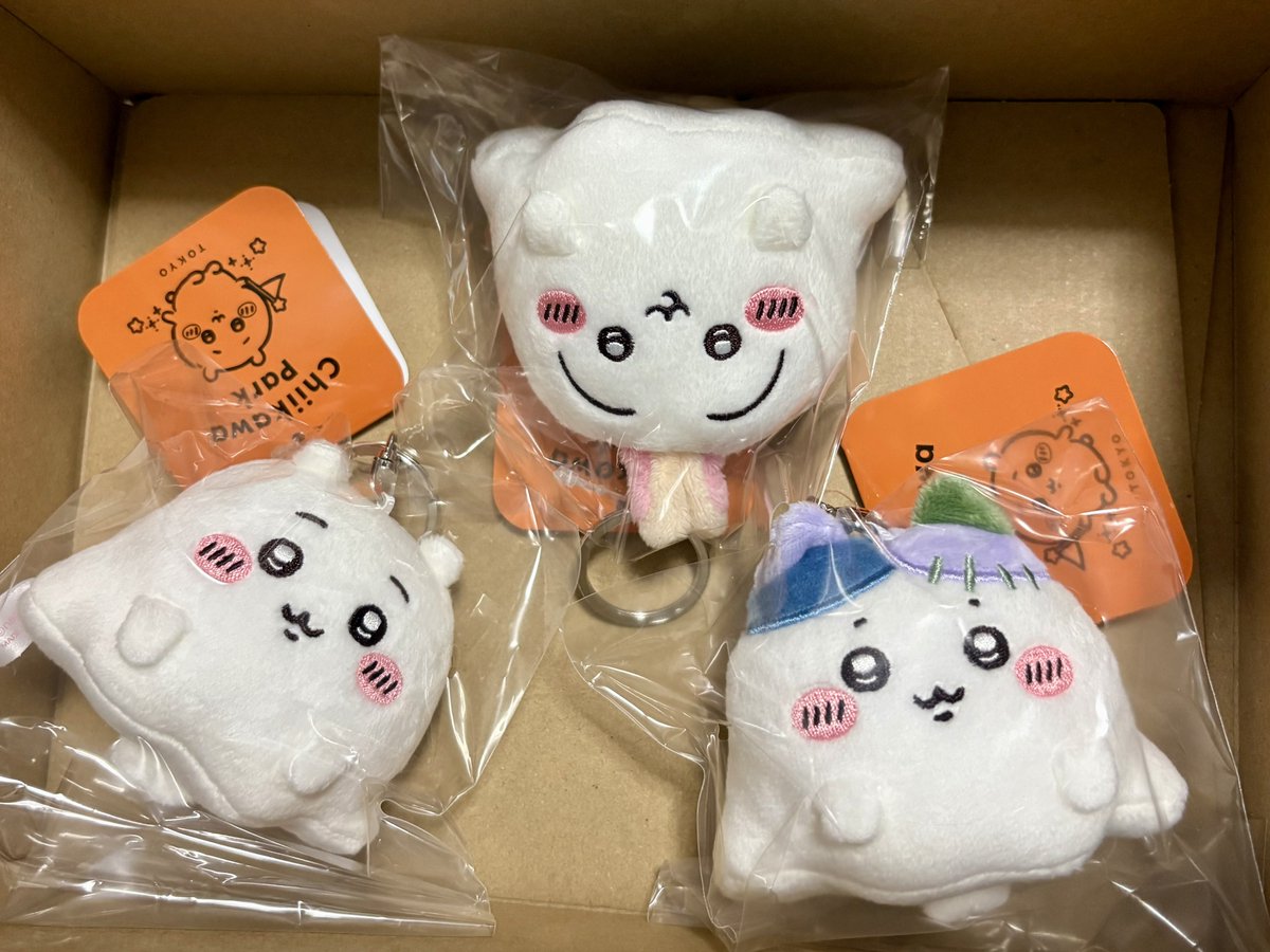 nyanmaru0201's tweet photo. おばけマスコット届いた〜✨✨
思ってたよりもちっちゃいしなんかコロコロしててかわいい❤️❤️❤️ https://t.co/2ZrnwulfSd
