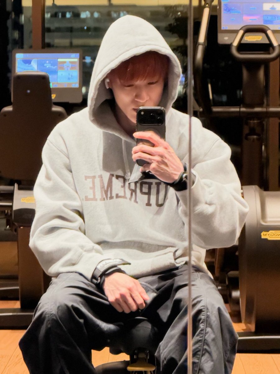 beiitelgeuse's tweet photo. si paling baru sampe langsung ngegym yaa https://t.co/MmF12wv4QZ