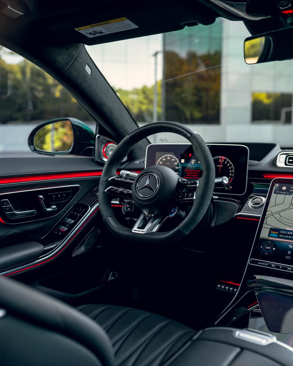 ApexDistrictX's tweet photo. Mercedes-Benz AMG S63 E Performance https://t.co/VOshx3N0Gi