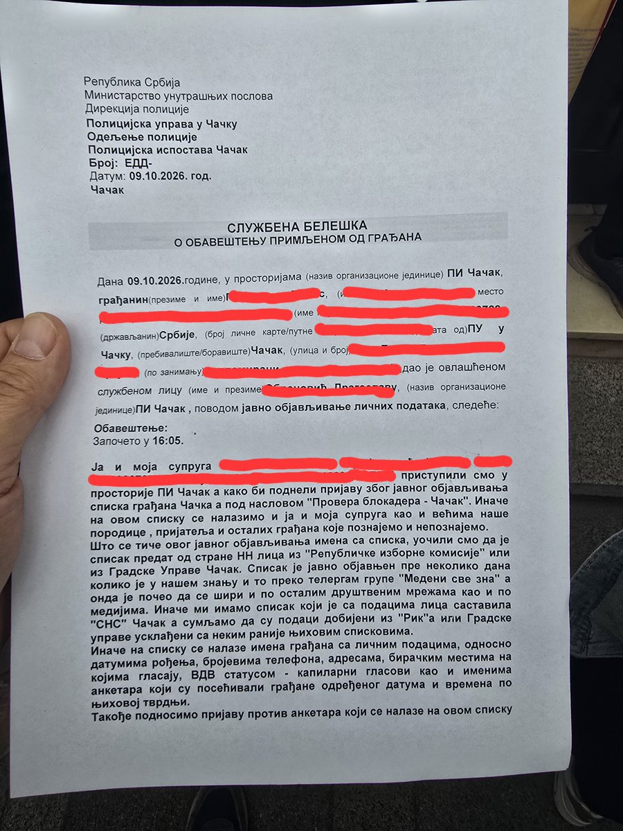 Deckyserbia's tweet photo. Danas su građani Čačka koji su se našli na spisku PROVERA BLOKADERA, podneli krivičnu prijavu protiv NN lica koje je zloupotrebilo podatke građana i dostavilo SNS-u Čačak!
@JovanaUnfil3i1 @igorfocus

Predpostavlja se da je spisak procureo iz RIK-a ili GU Čačak 
@adv_terzic https://t.co/ChHR1CjKsW