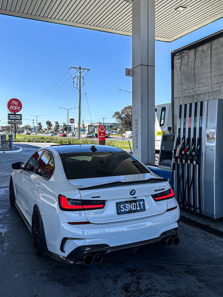 ExoticBMW tweet picture