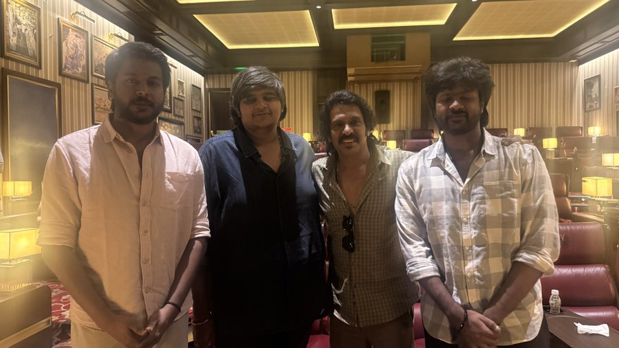FilmoraHQ's tweet photo. ❤️🙏🏻 Upendra Garu’s love and appreciation for #Dorothy mean a lot! 🤗🎬 The film’s journey continues with growing love and support. @karthiksubbaraj @nimmaupendra
#DorothyWinsBig #Dorothy3rdWeek https://t.co/EZpGvZSp84