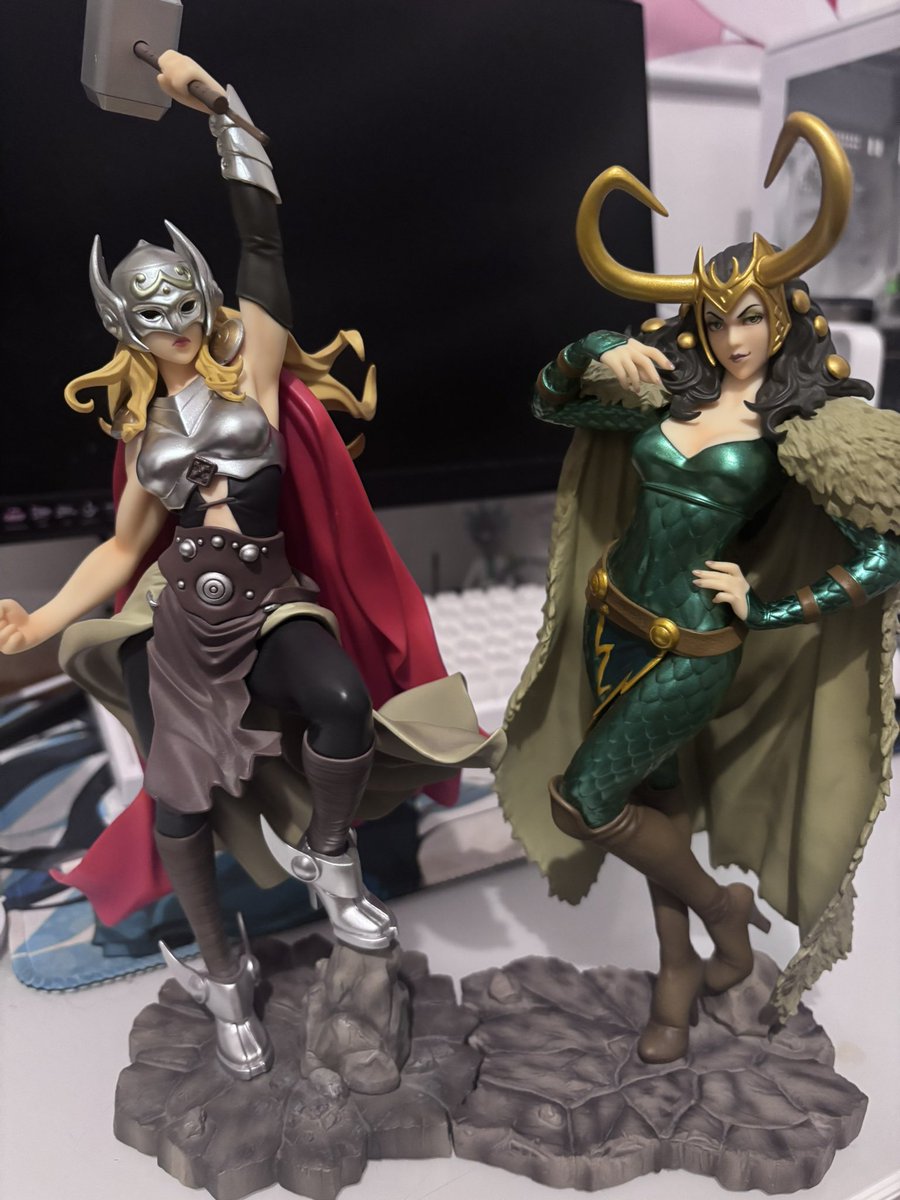 kuwameshiyaoi's tweet photo. #thorki https://t.co/PYSkeMJixQ