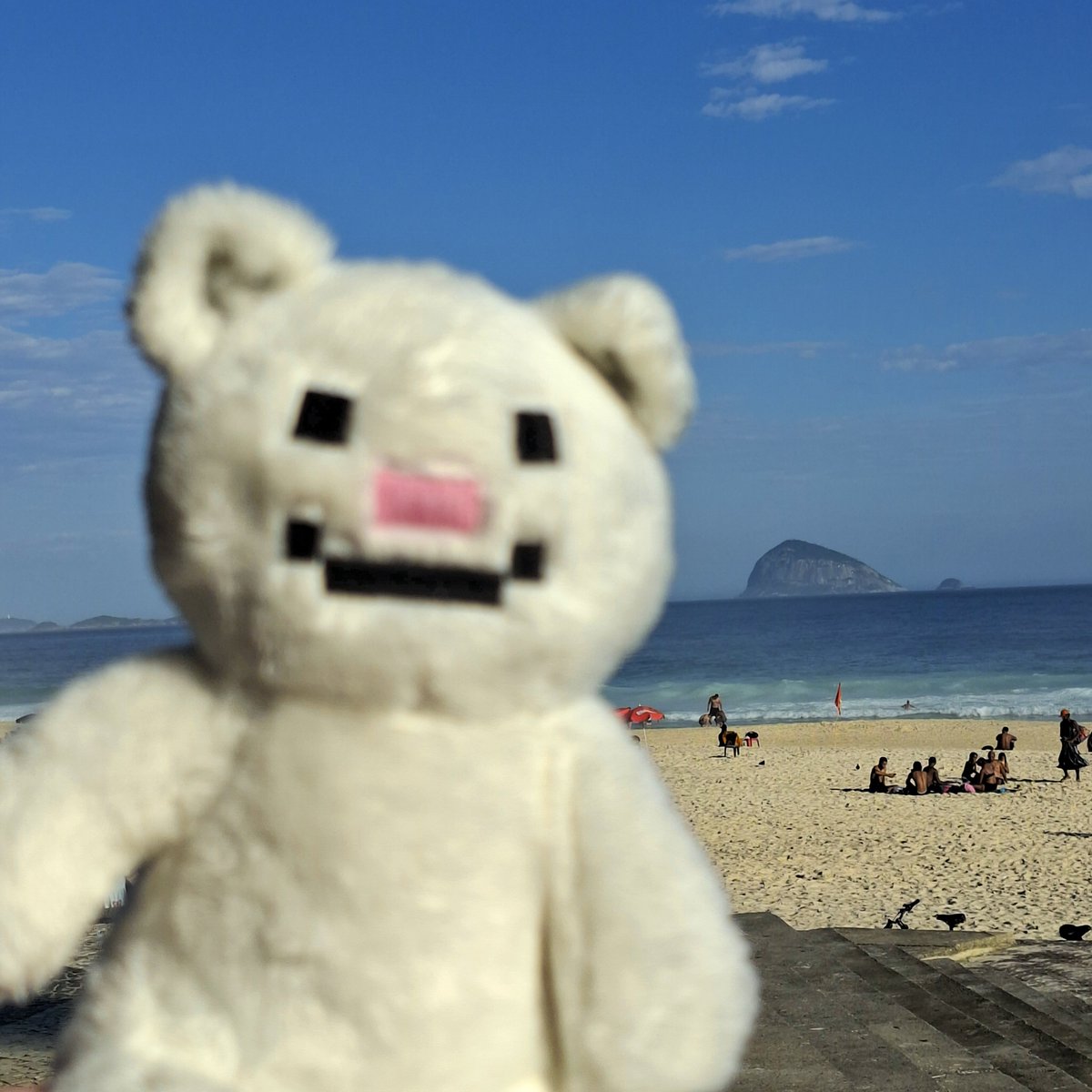 bobonilson's tweet photo. took cucurucho to the beach
he saw some islands 🏝 ...... https://t.co/8JMgJy6Pk7