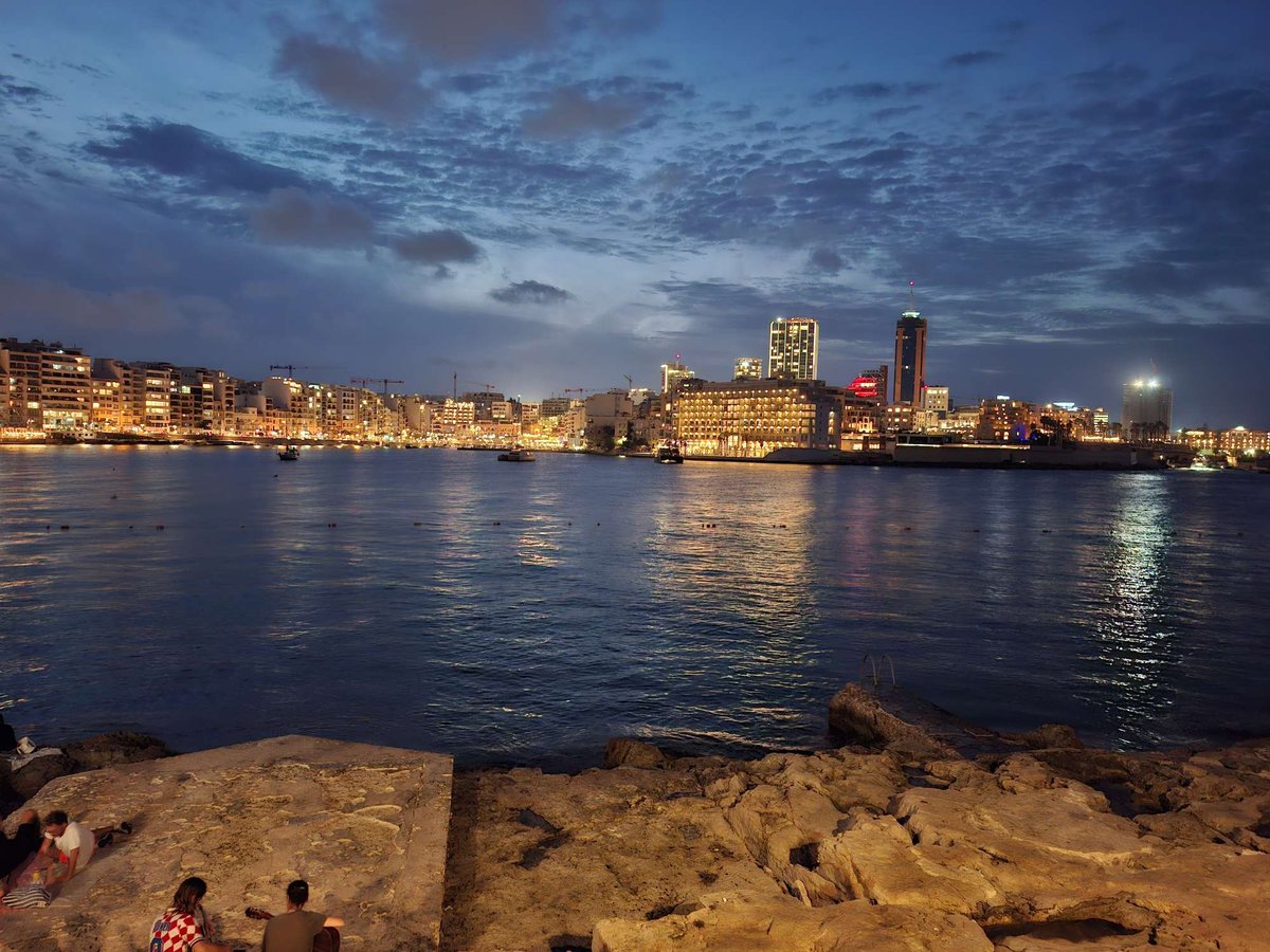 coindays_org's tweet photo. St. Julian's Bay #photography #landscape #seaview #Malta https://t.co/KbYCsfaKVe