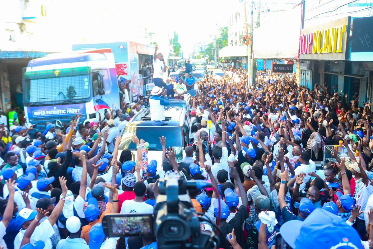 skmusyoka's tweet photo. Mombasa, you showed up and you spoke!

Mwembe Tayari was a blue wave of resolve. The writing is on the wall: WANTAM is inevitable!

This predator regime has raided payslips, overtaxed hardworking Kenyans and made life unbearable for millions. Next year, it goes home!

To the people of Mombasa, my commitment is this: within our first six months in government, we will prioritise dualling the Nairobi-Mombasa Highway. Less congestion, fewer preventable accidents and faster movement of people and goods along our most critical economic corridor.

And to every Kenyan, I make this solemn pledge: I will restore constitutionalism, uphold the rule of law and protect human dignity. Every Kenyan deserves a government that respects their rights and safeguards their freedoms.

Mombasa, asanteni sana! Pamoja Tutakomboa Kenya!

#TheUkomboziAlliance #WANTAM